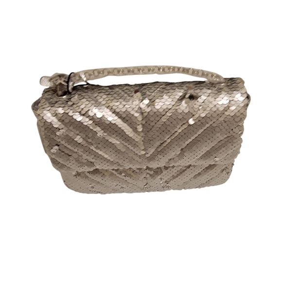 NWT NICOLE MILLER Silver Sequin Crossbody Bag - Picture 1 of 3